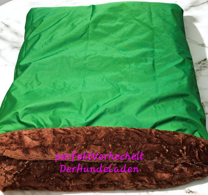 SCHNARCHSACK by perfektVerhechelt Grün / Nougat